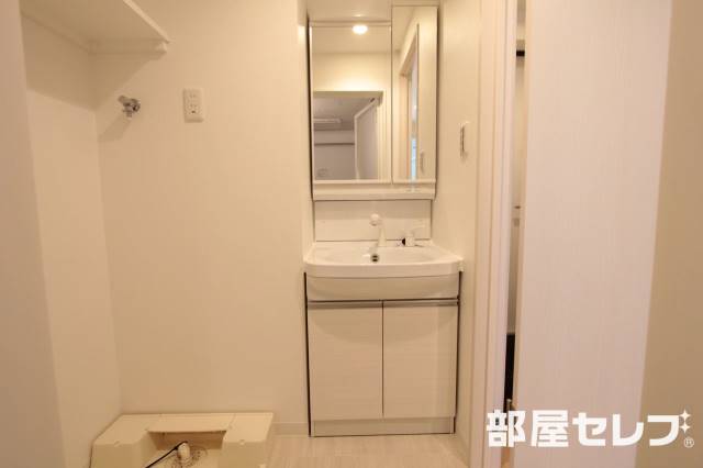 洗面設備　２０３号室写真