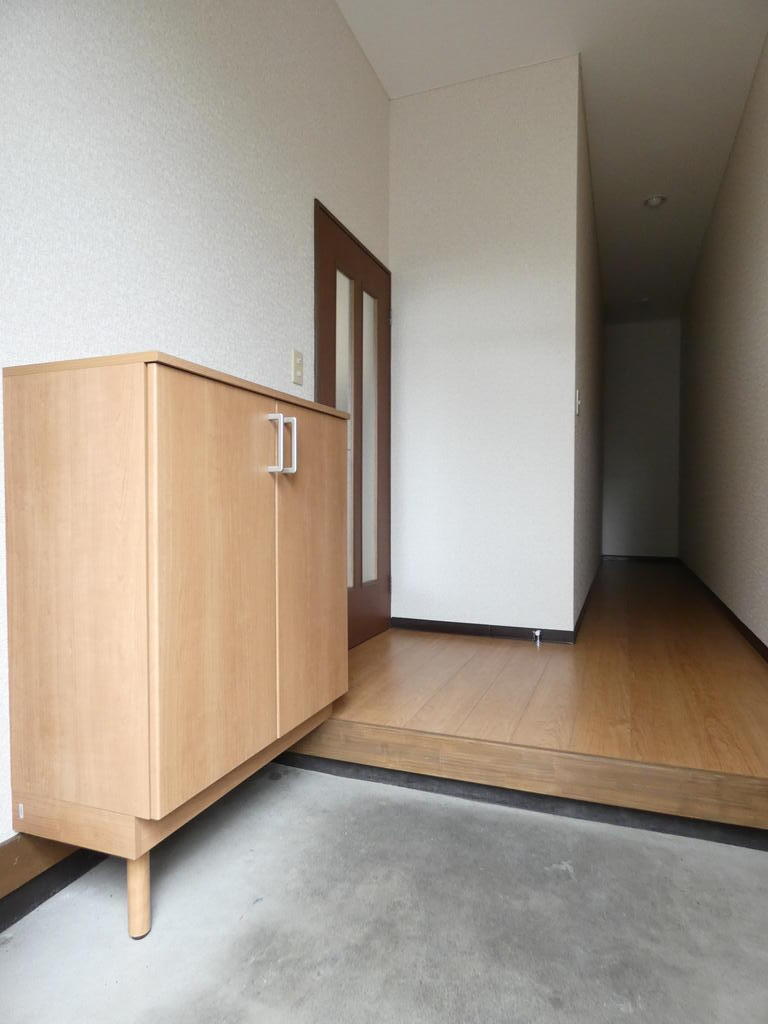 コトブキシティハイツの玄関写真