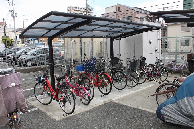 地下鉄谷町線 平野駅 徒歩10分 6階建 築11年の外観写真