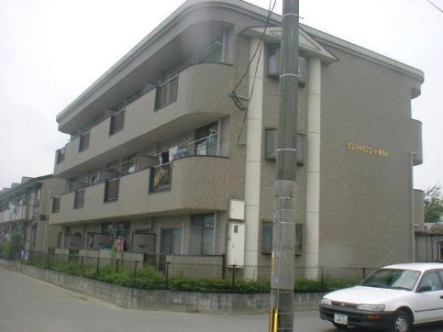 建物外観　外観は落ち着いています