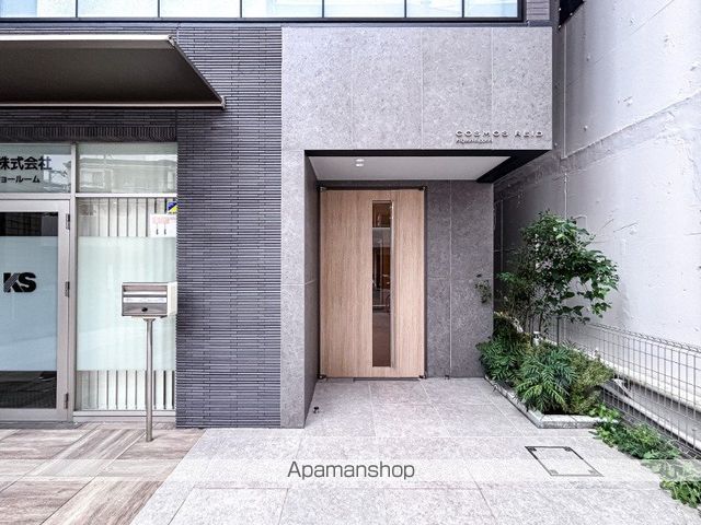コスモリード東日暮里の外観写真