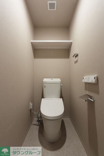 トイレ　※写真は同タイプ住戸です。