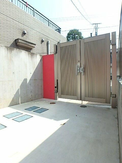 エントランス　毎日の通勤通学にも便利なエントランス☆