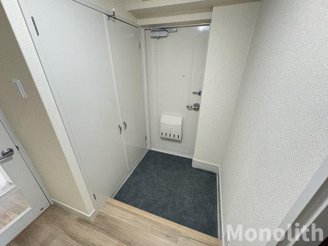 泉北鴨谷台3丁6号棟の玄関写真