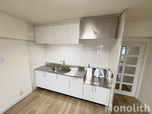 泉北鴨谷台3丁6号棟のキッチン写真