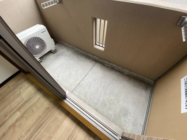 ＪＲおおさか東線 高井田中央駅 徒歩3分 7階建 築23年の内装写真