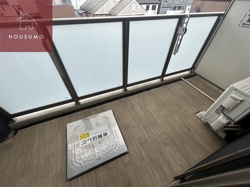 バルコニー　外からの目が気にならないバルコニーで洗濯物が干せます