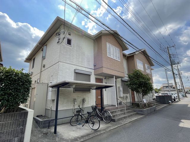 シャーメゾン和良比 F