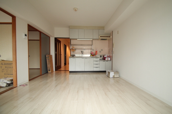 居室・リビング　※別部屋の写真です