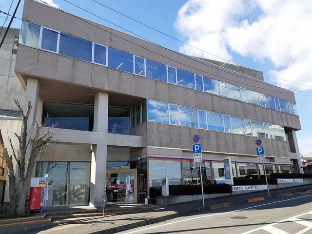 郵便局　石岡郵便局（郵便局）まで700m