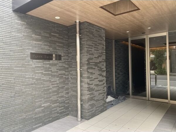 エントランス　名古屋で一番初期費用の安い賃貸専門の不動産会社です(^^)