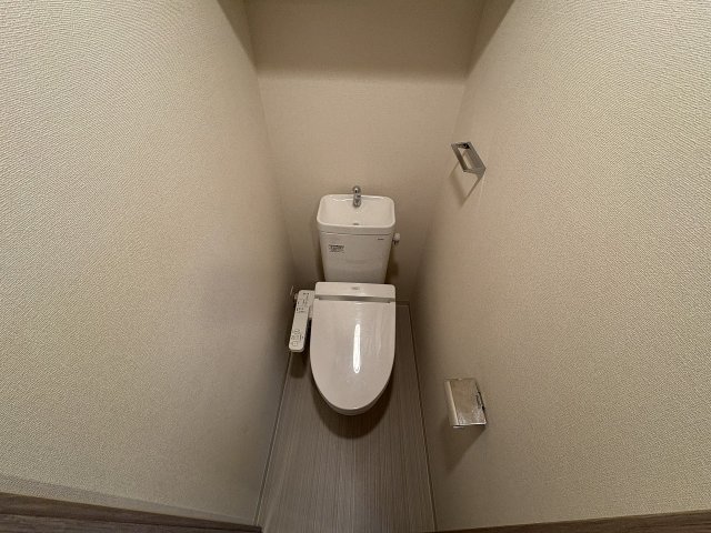 プレサンスKOBEグレンツのトイレ写真