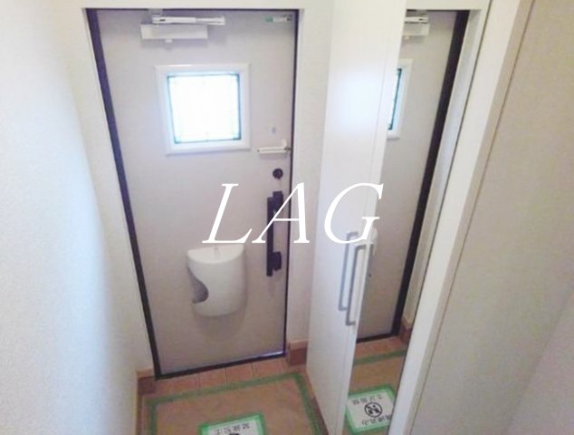 玄関　玄関です。