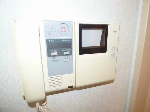 セキュリティ　TVモニター付きオートロックでセキュリティ面でも安心です。