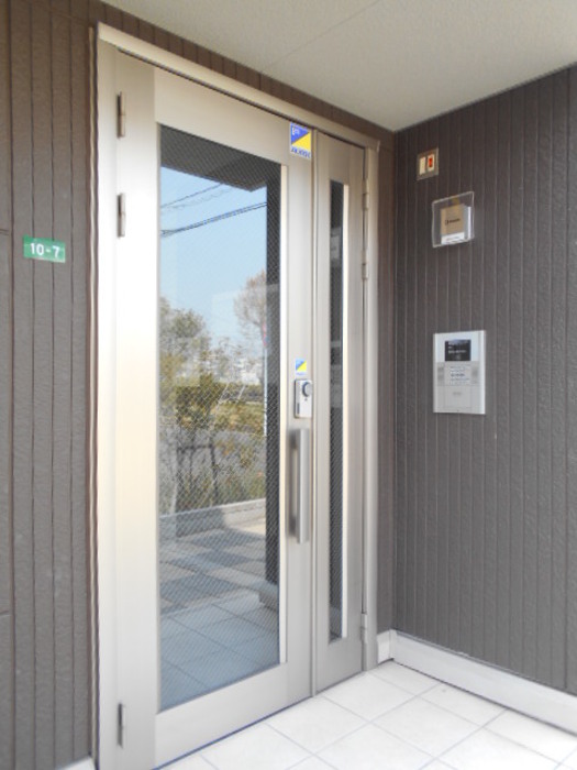 エントランス　オートロック
