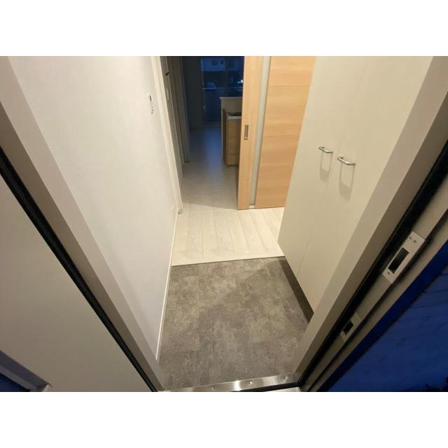 コンフォーティア四賀の玄関写真