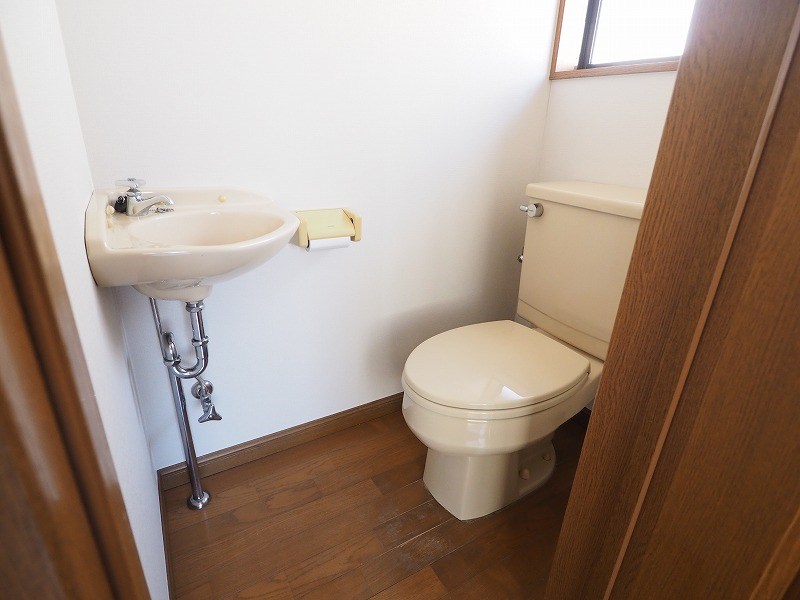 ハウスろばのトイレ写真