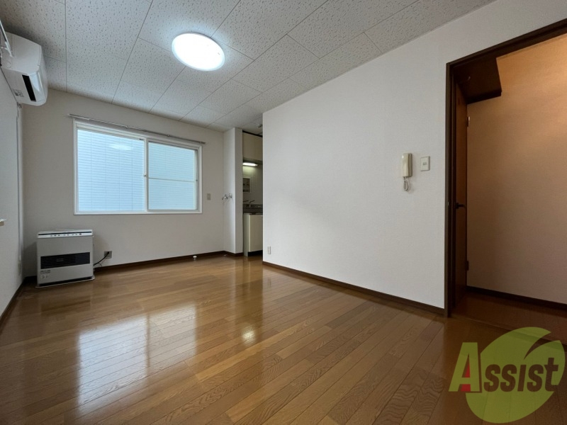 居室・リビング　広くてキレイなお部屋が広がっていて、充実した生活が送れそう。