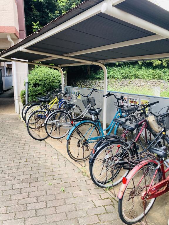 駐車場　駐輪場