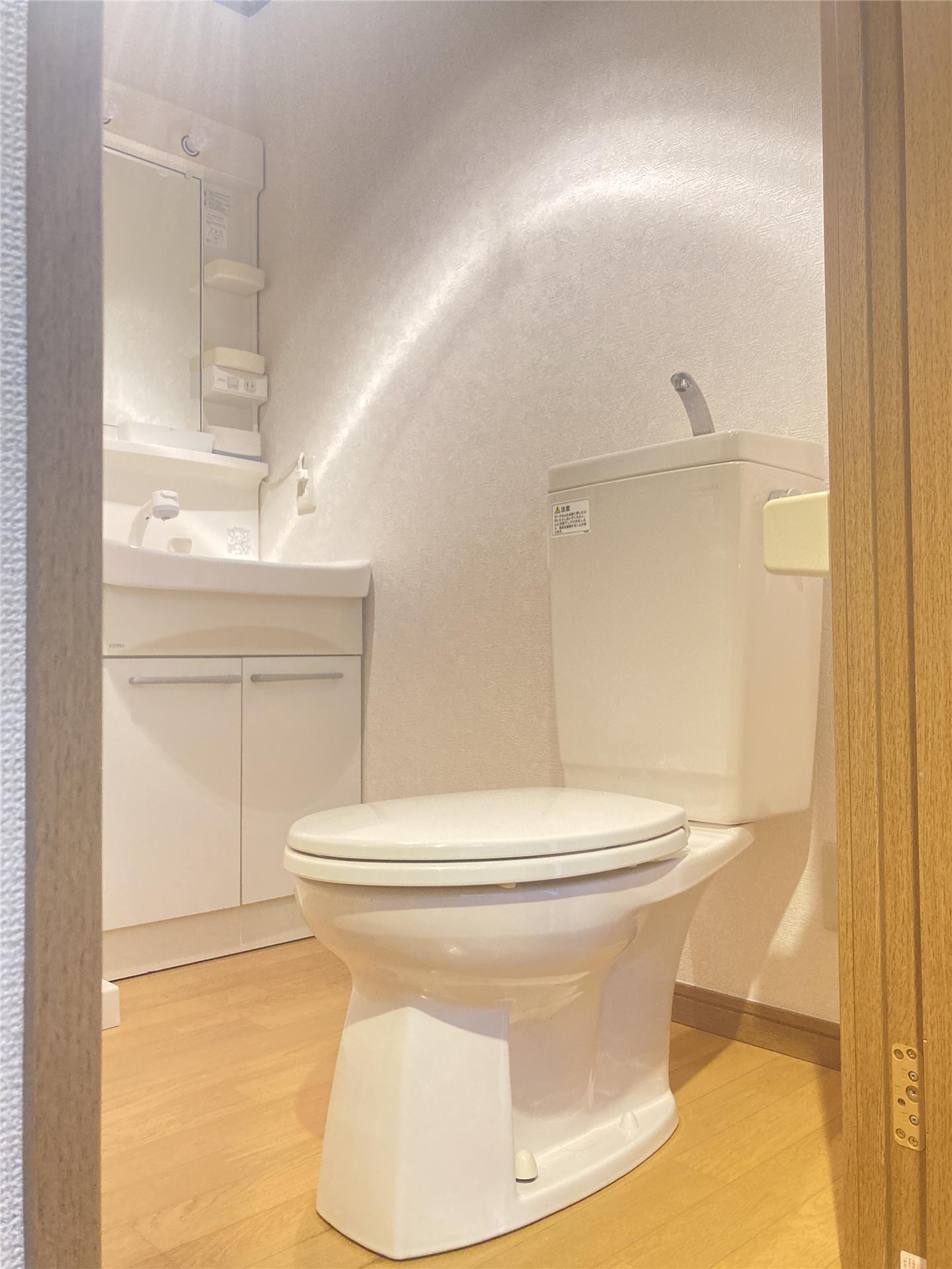 東急東横線 元住吉駅 徒歩4分 3階建 築23年のトイレ写真