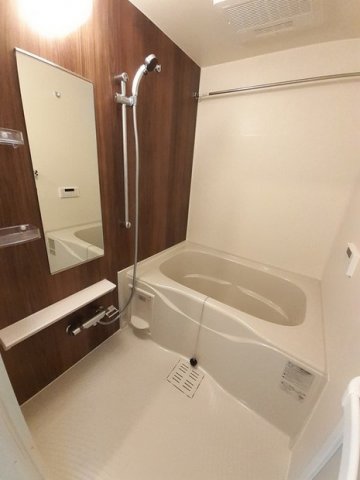 バス・シャワールーム　ゆったり過ごせるお風呂です