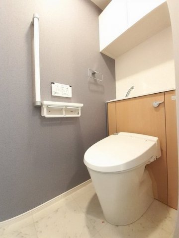 トイレ　落ち着いたトイレです