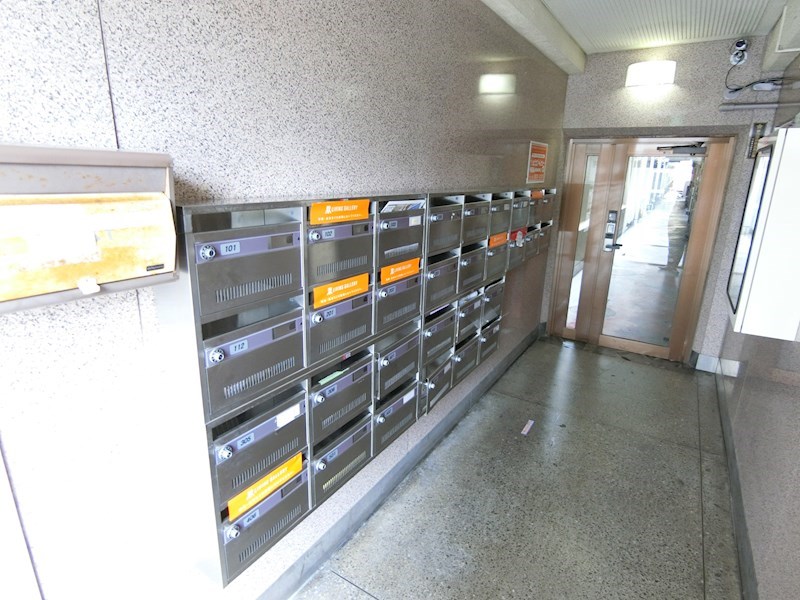 ＪＲ山手線 日暮里駅 徒歩5分 5階建 築50年の外観写真
