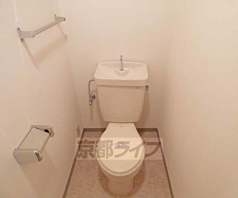 トイレ　綺麗なトイレになります。