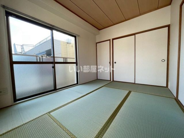 Dorfesの内装写真