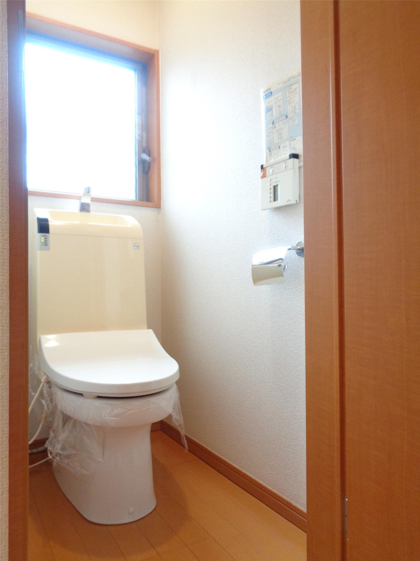 東急東横線 元住吉駅 徒歩3分 2階建 築20年のトイレ写真