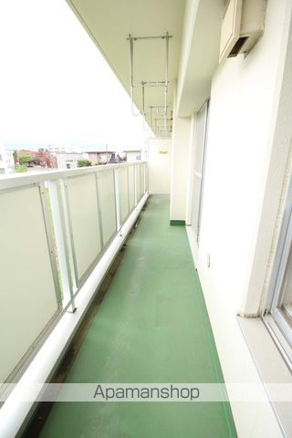 地下鉄東豊線 元町駅 徒歩60分 5階建 築37年の内装写真