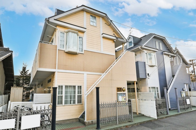 建物外観　エントランス