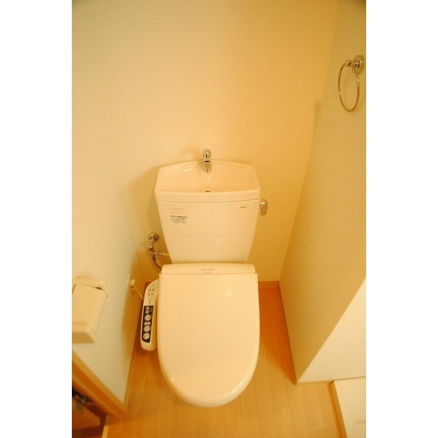 トイレ　ゆったりとした空間のトイレです