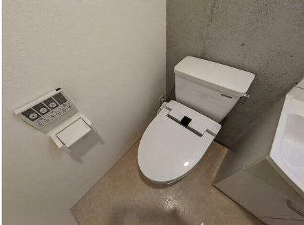 トイレ　落ち着いたトイレです