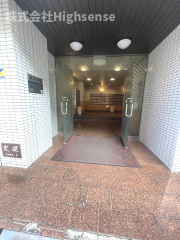 エントランス　毎日通るエントランスはこのようになっています