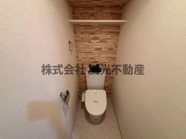 地下鉄七隈線 博多駅 徒歩19分 13階建 築20年のトイレ写真