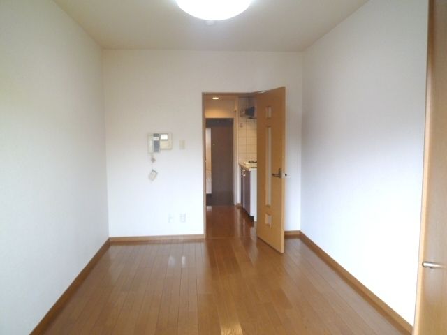 その他部屋・スペース　★明るい洋室　※別部屋のお写真です★