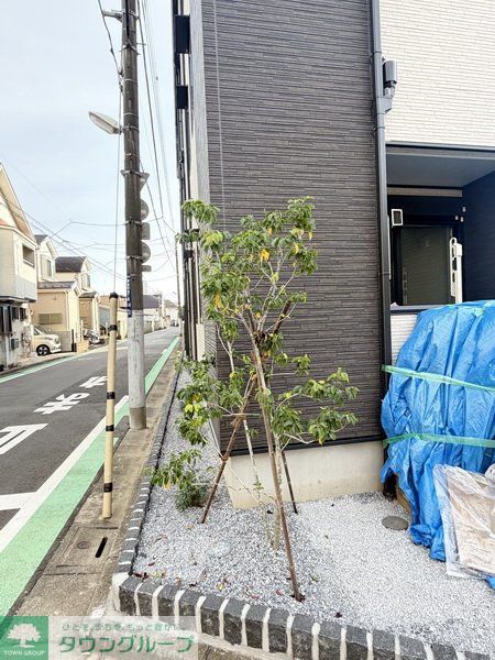 庭　エントランス
