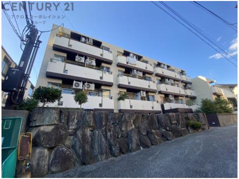 建物外観　オートロック・エレベーター完備♪
