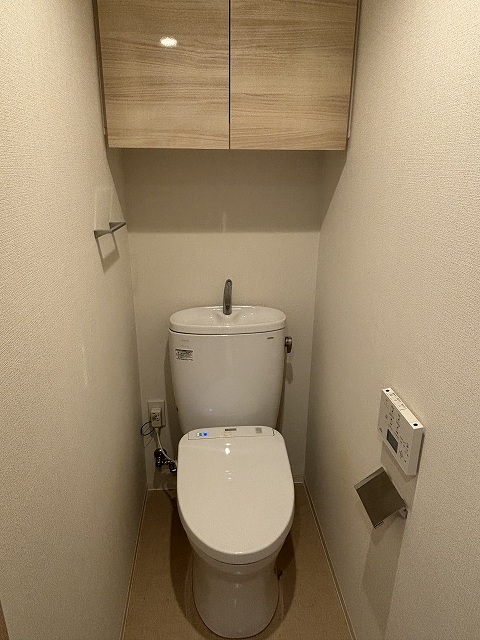 駅チカ◎◎NET1Gフリー ラ・ヴィスタ西新宿II Mのトイレ写真
