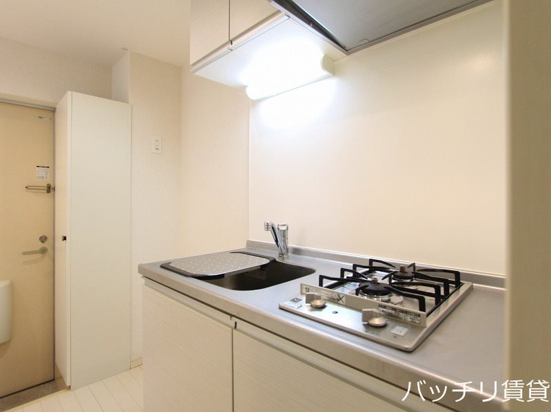キッチン　同室タイプ掲載のため、現況を優先します。