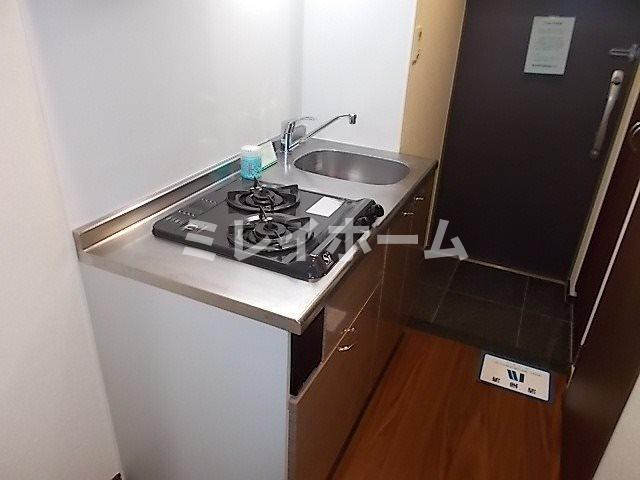 キッチン　同建物内別のお部屋の参考写真になります。