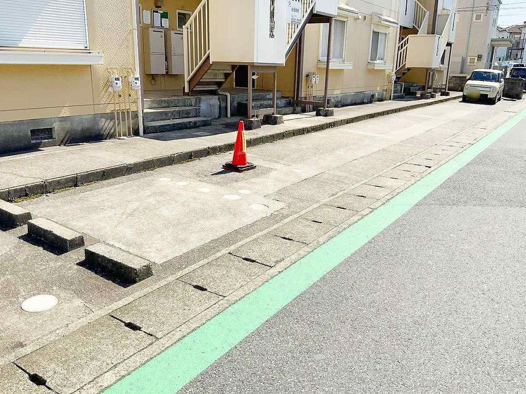 駐車場　駐車場