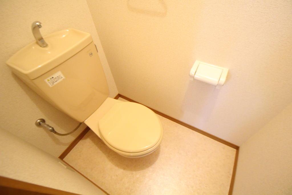 トイレ　類似部屋写真
