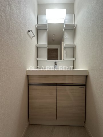洗面設備　同タイプ別住戸写真となります。現況と異なる場合がございます。
