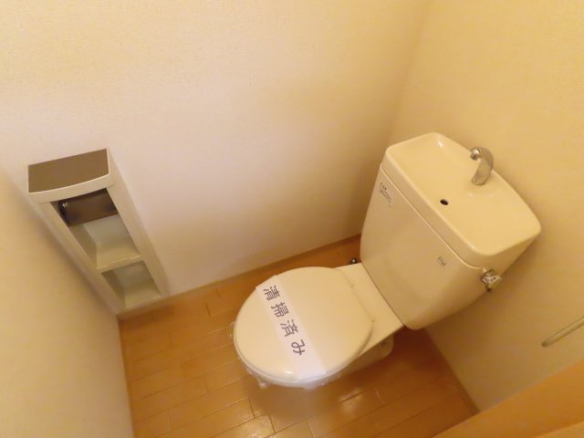 くすのきハウスAのトイレ写真