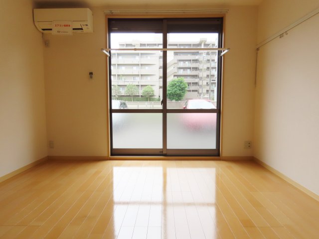 くすのきハウスAの居間写真