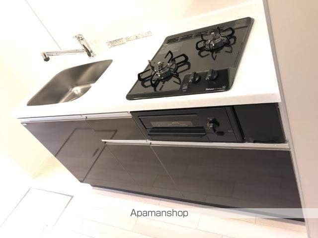 ＪＲ東海道本線 岐阜駅 バス乗車時間：38分 最寄りバス停で下車 徒歩1分 2階建 築8年のキッチン写真