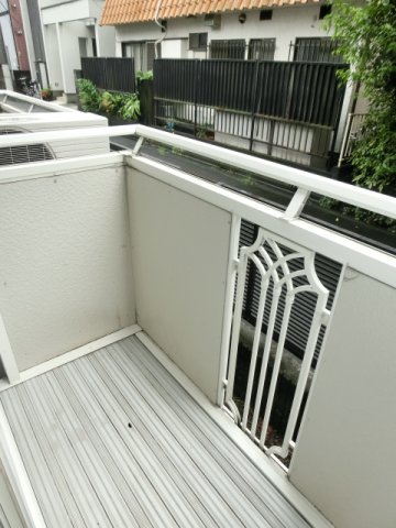 バルコニー　南向きバルコニー・日当り良好です。