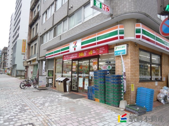 コンビニ　セブンイレブン築港本町店（コンビニ）まで400m